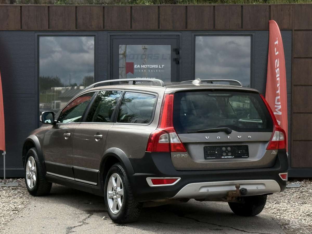 Volvo XC70 2009 — photo 7