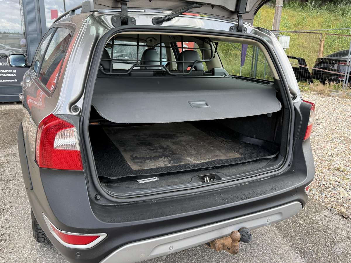 Volvo XC70 2009 — photo 8