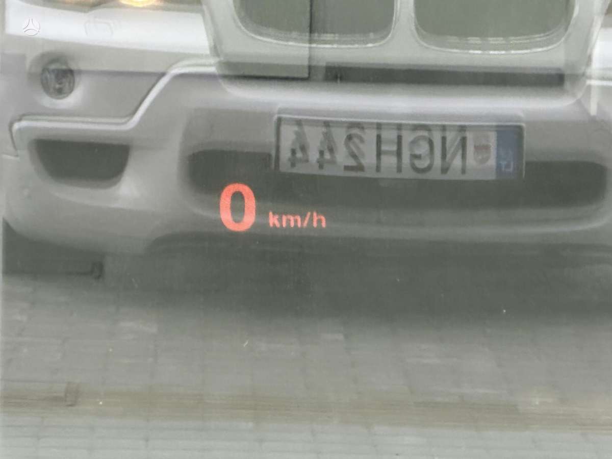 BMW X5 2009 — photo 19