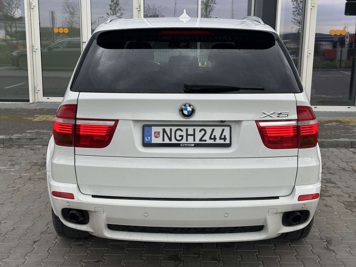 BMW X5 2009 — photo 5