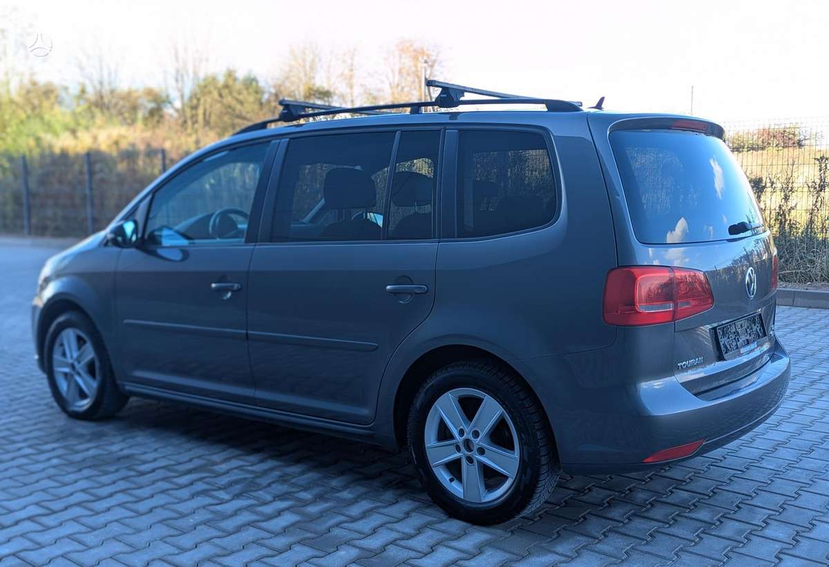 Volkswagen Touran 2014 — photo 11