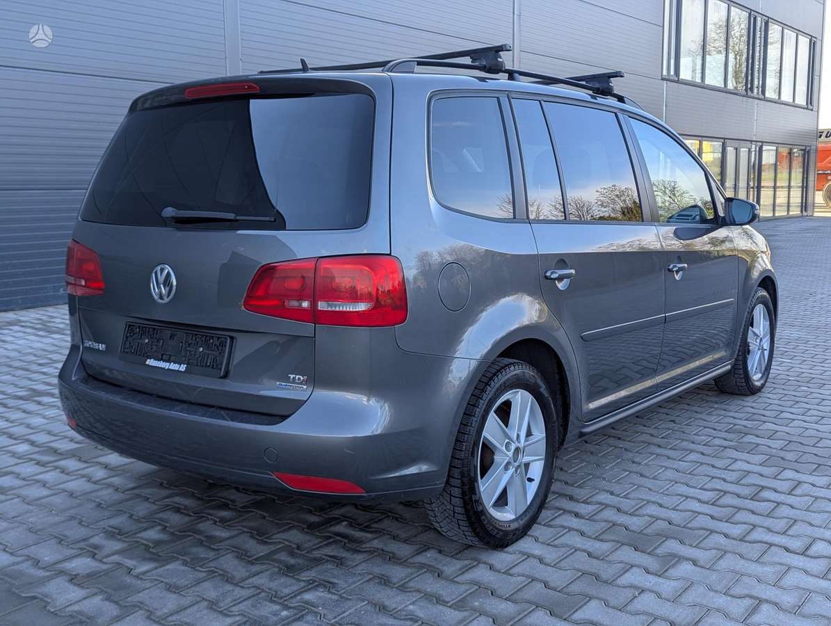 Volkswagen Touran 2014 — photo 6