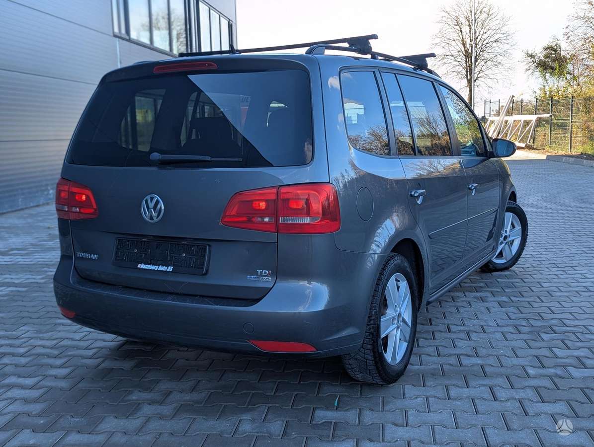 Volkswagen Touran 2014 — photo 7