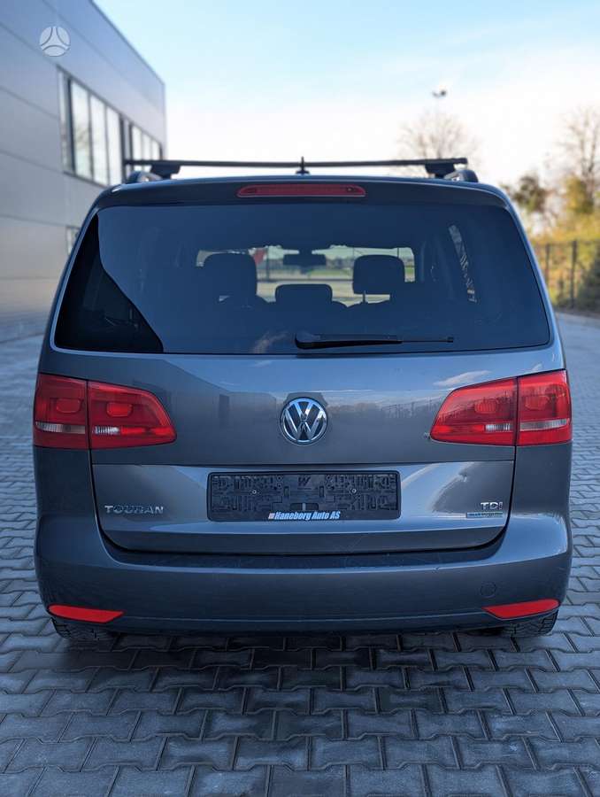 Volkswagen Touran 2014 — photo 8