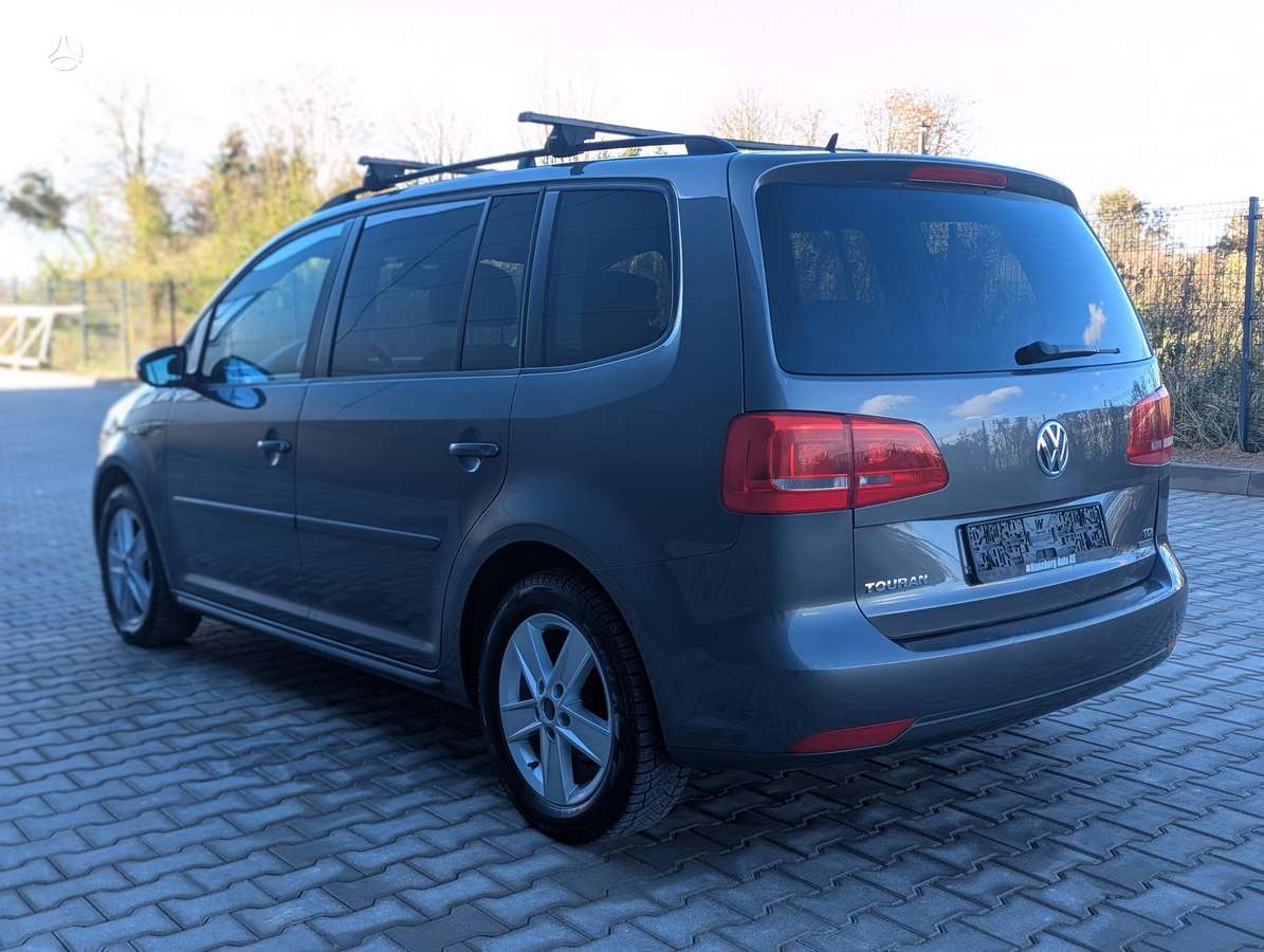 Volkswagen Touran 2014 — photo 9