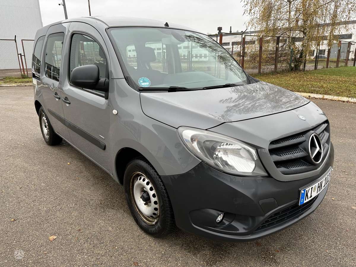 Mercedes-Benz Citan 2015 — interior