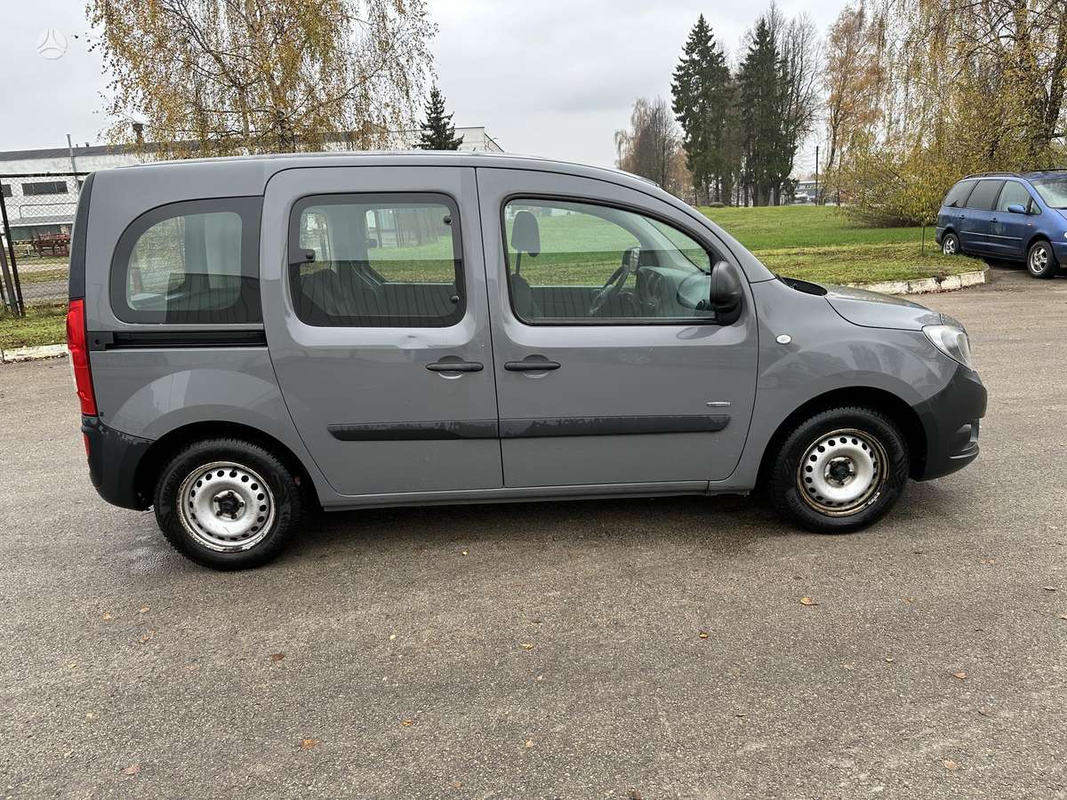 Mercedes-Benz Citan 2015 — engine 1500 cm³, 90 HP (66kW)