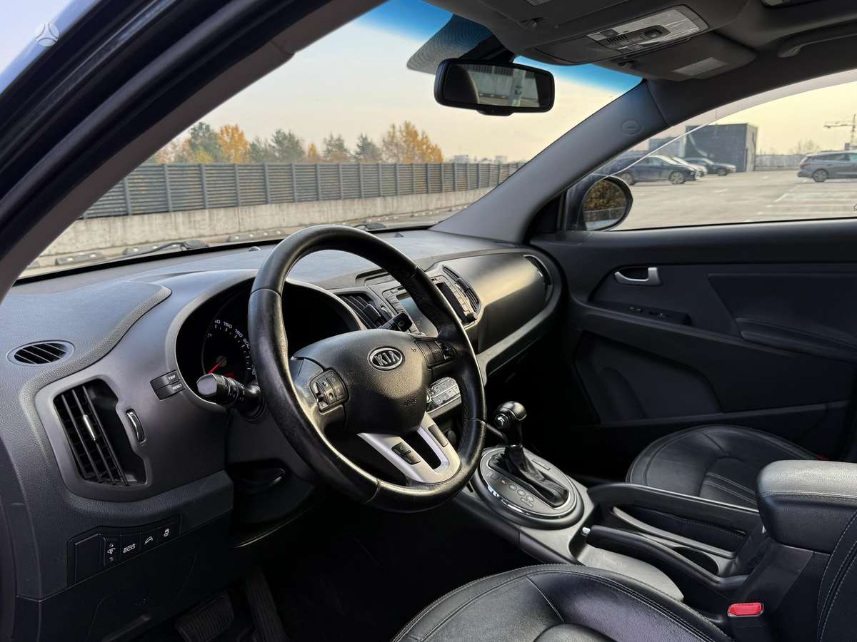 Kia Sportage 2011 — photo 12