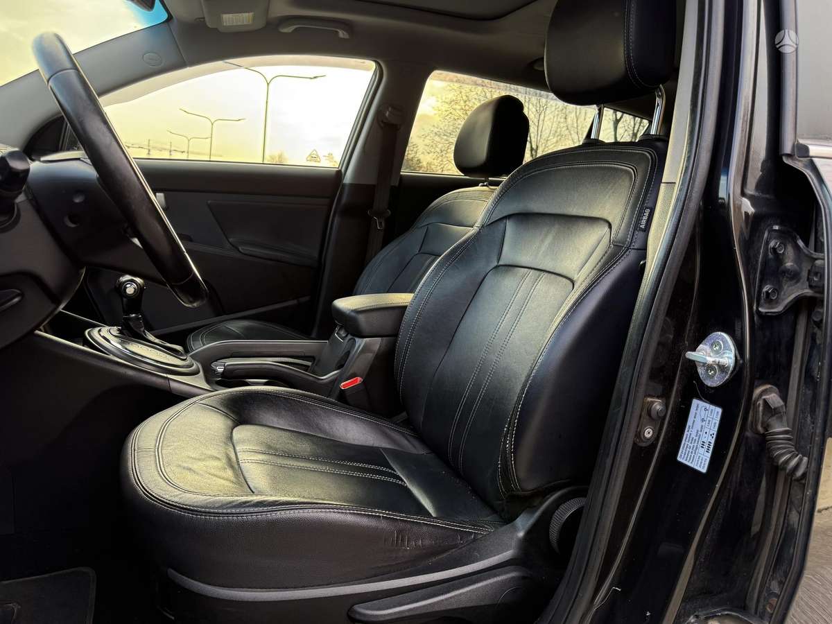 Kia Sportage 2011 — photo 13