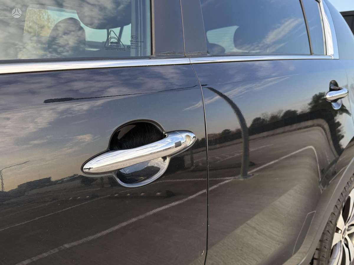 Kia Sportage 2011 — photo 8