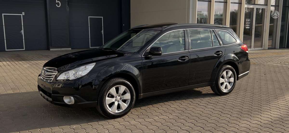 Subaru Outback, 2011