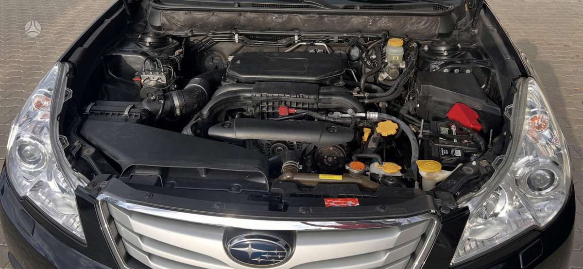 Subaru Outback 2011 — photo 19