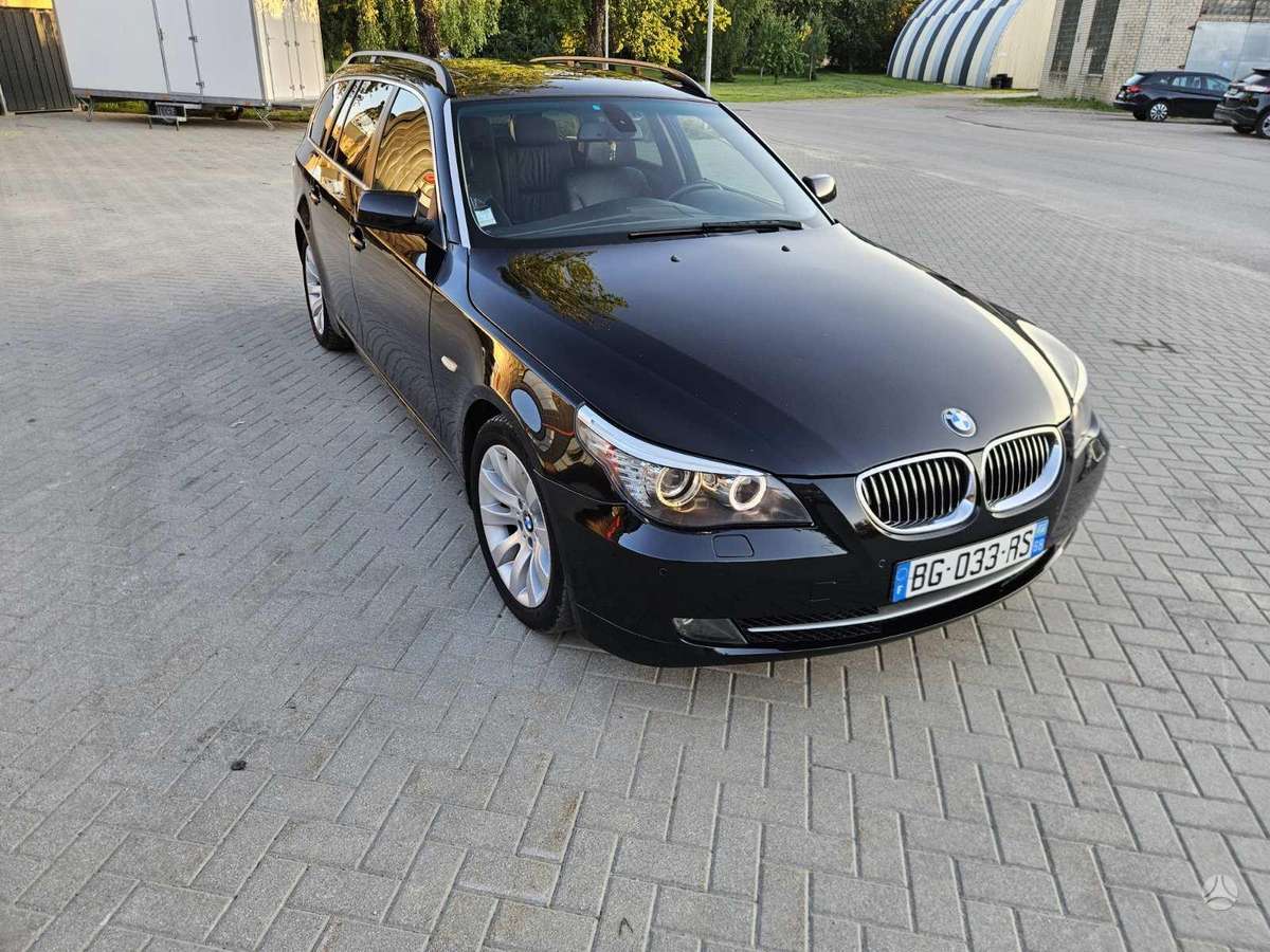 BMW 525 2008 — двигун 2993 cm³, 197 HP (145kW)