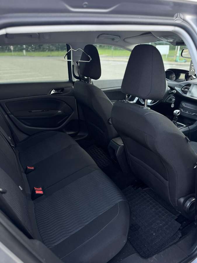 Peugeot 308 2015 — photo 7