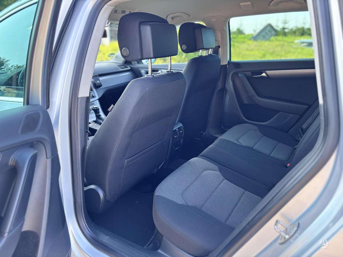Volkswagen Passat 2013 — photo 12