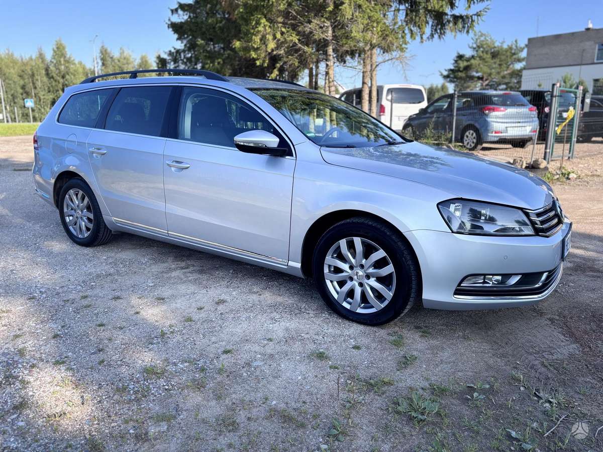 Volkswagen Passat 2013 — engine 1600 cm³, 105 HP (77kW)