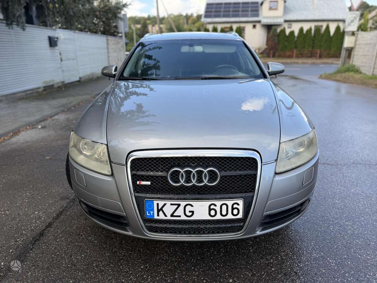 Audi A6 2005 — салон