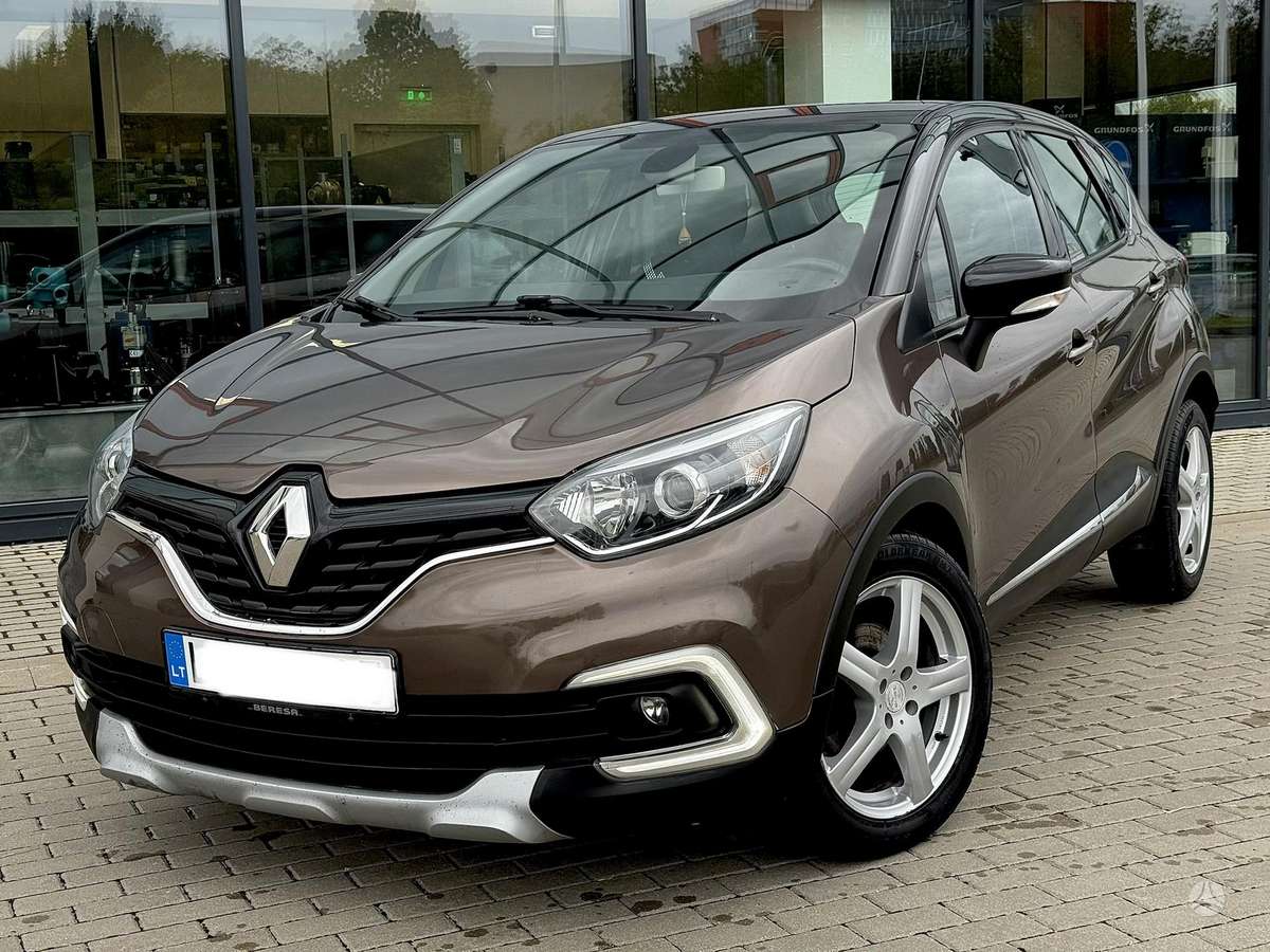 Renault Captur 2014 — вигляд ззаду