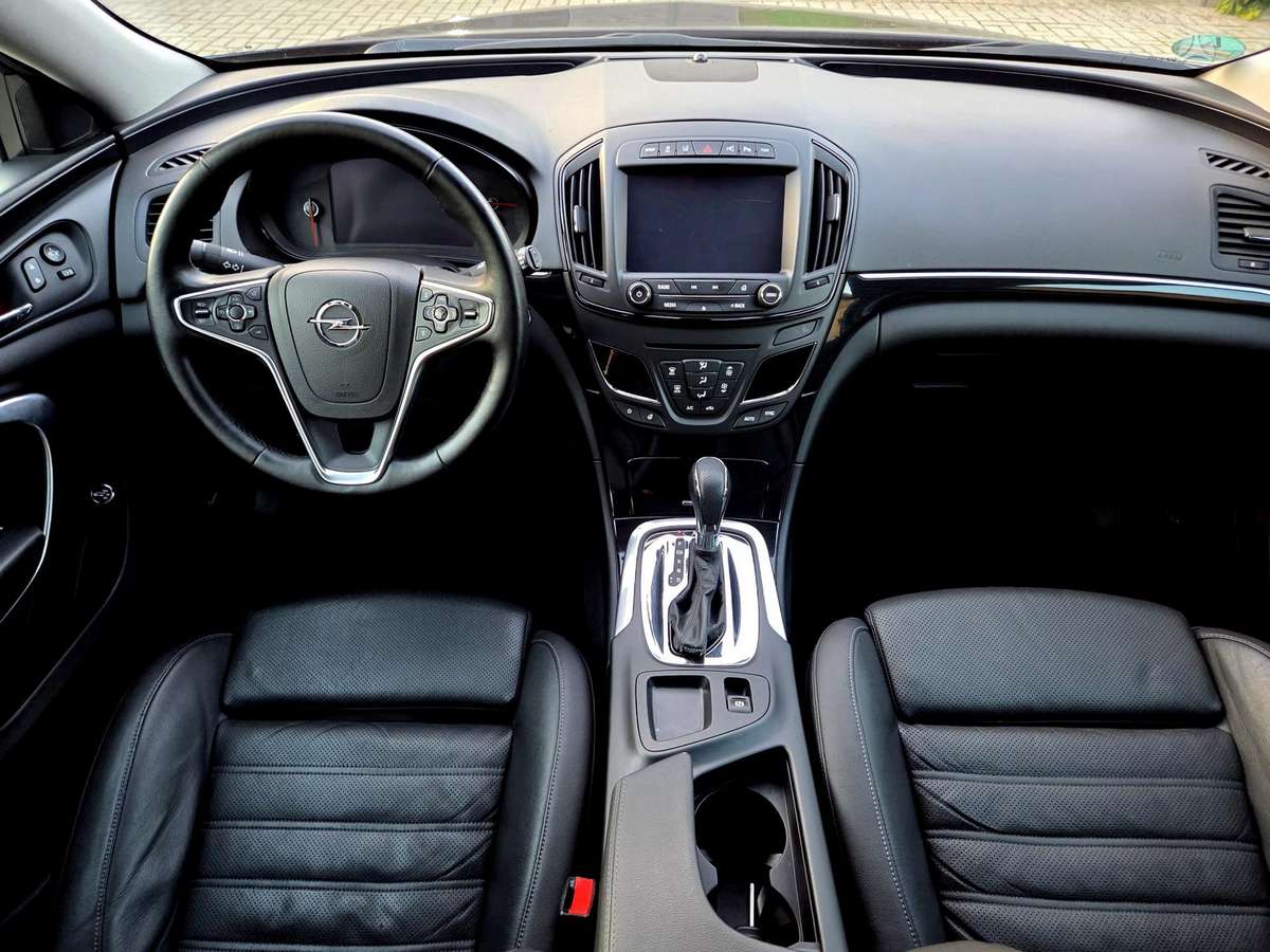 Opel Insignia 2015 — photo 16