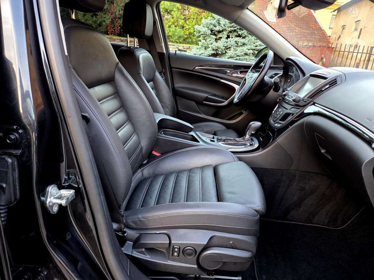 Opel Insignia 2015 — photo 19