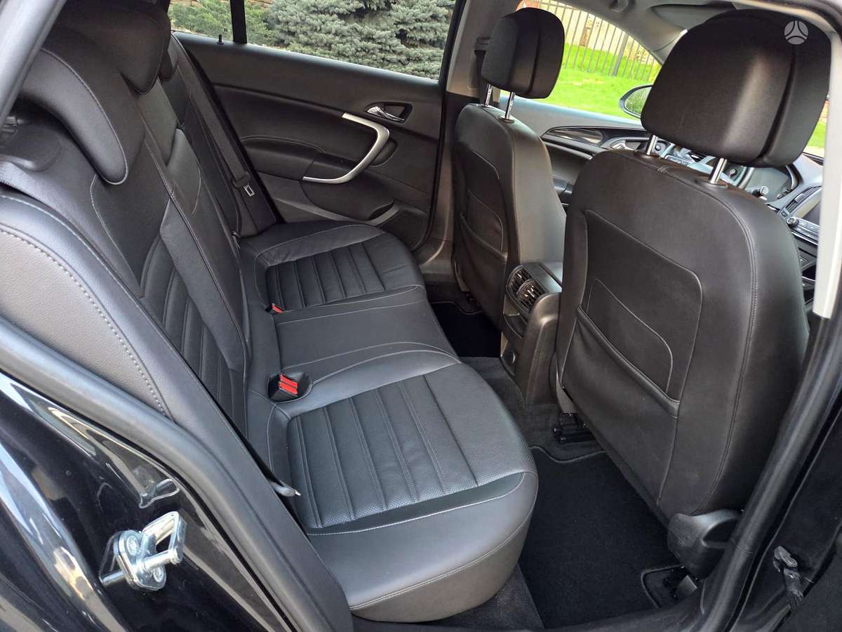 Opel Insignia 2015 — photo 21