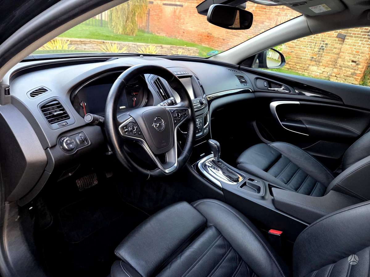 Opel Insignia 2015 — photo 27