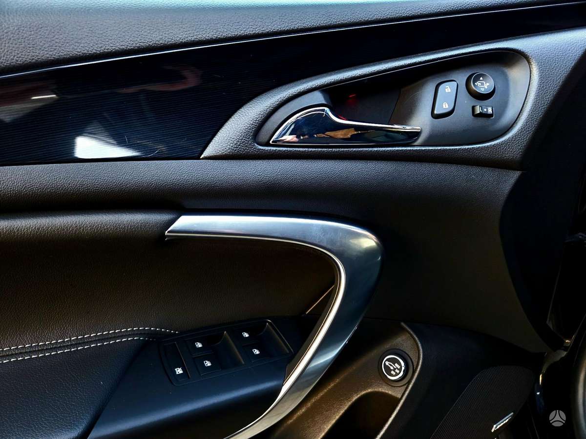 Opel Insignia 2015 — photo 33