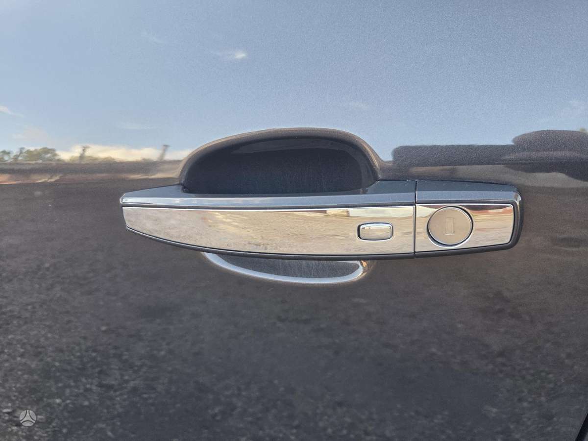 Opel Insignia 2014 — photo 35