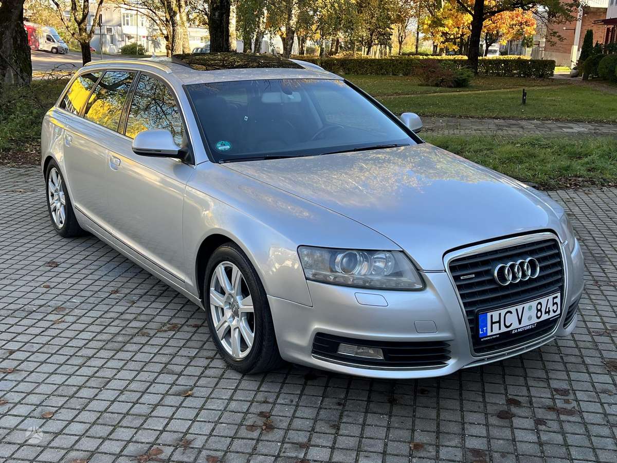 Audi A6 2009 — вигляд ззаду