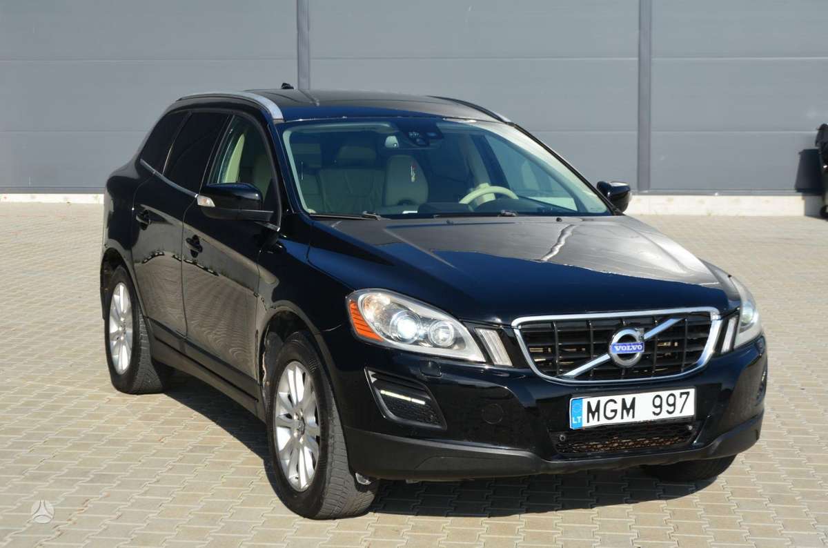 Volvo XC60 2010 — photo 5