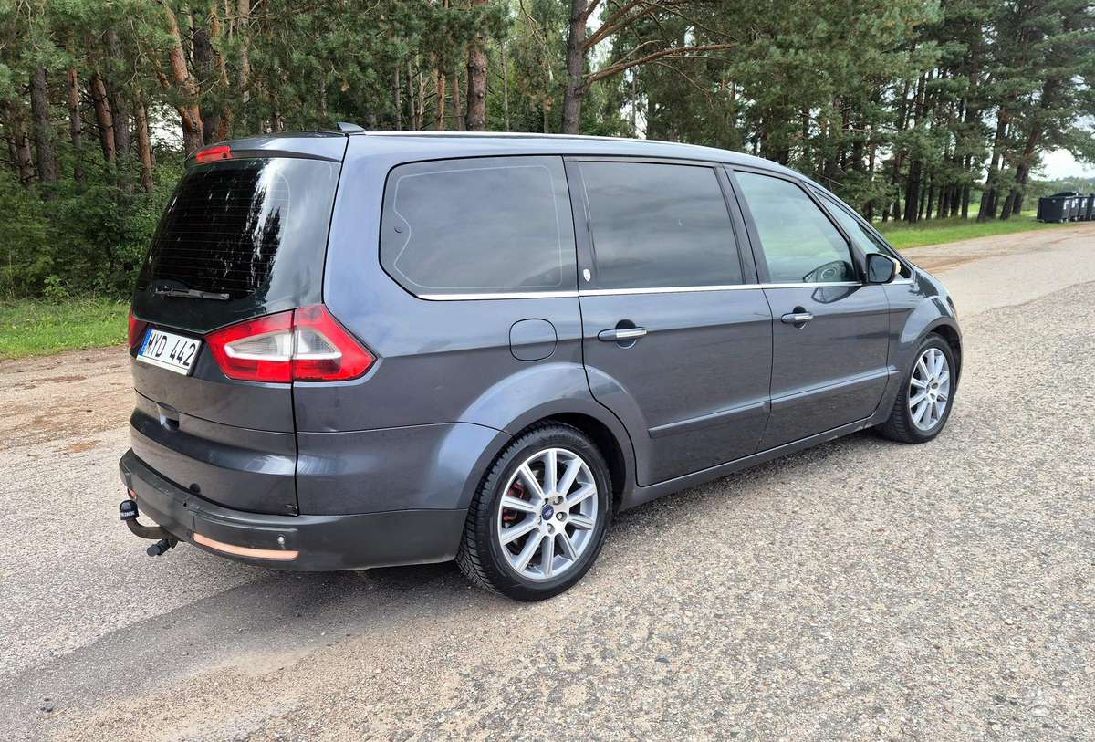 Ford Galaxy 2008 — photo 5