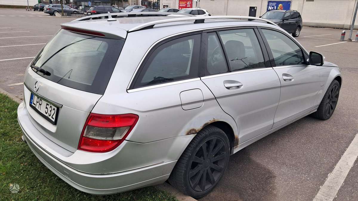 Mercedes-Benz C220 2008 — photo 6