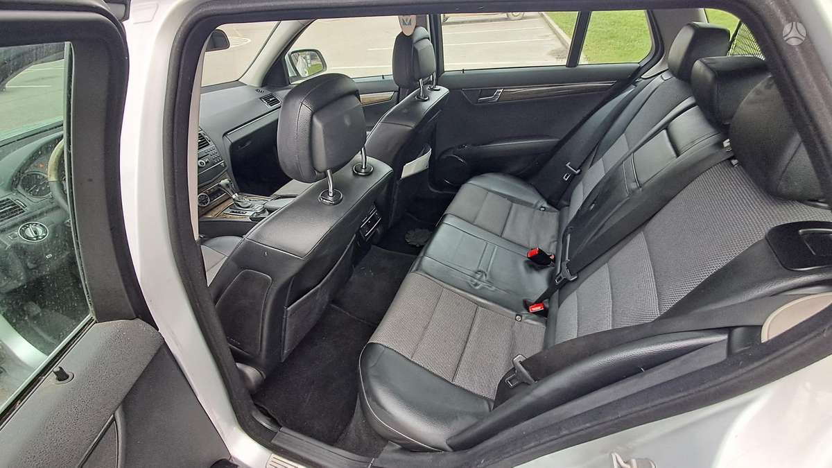 Mercedes-Benz C220 2008 — photo 8