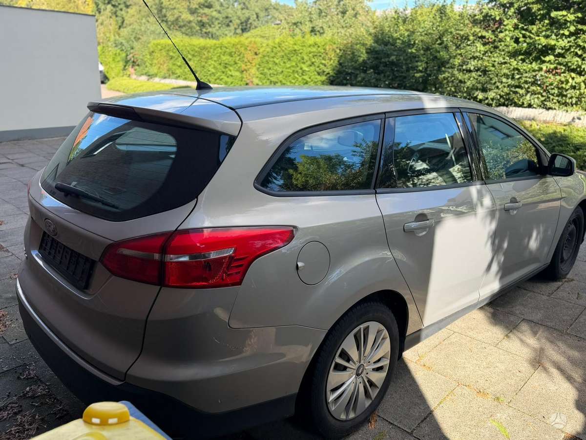 Ford Focus 2015 — двигун 1499 cm³, 105 HP (77kW)