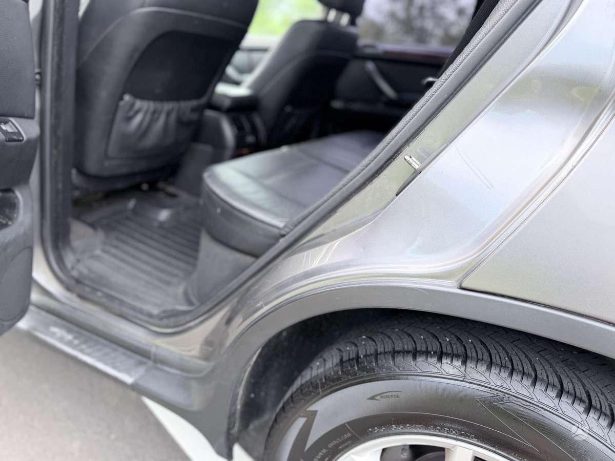 BMW X5 2005 — photo 13