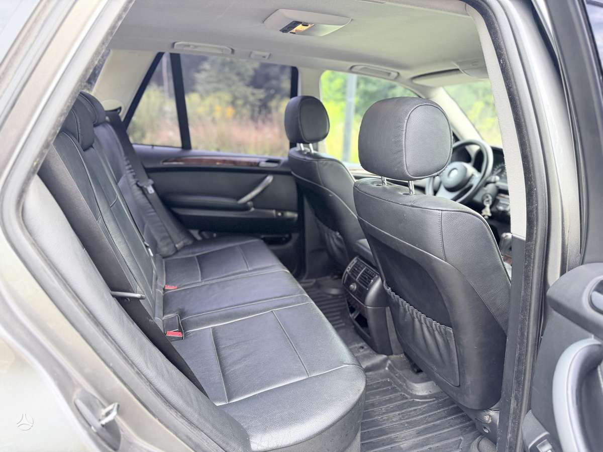 BMW X5 2005 — photo 18