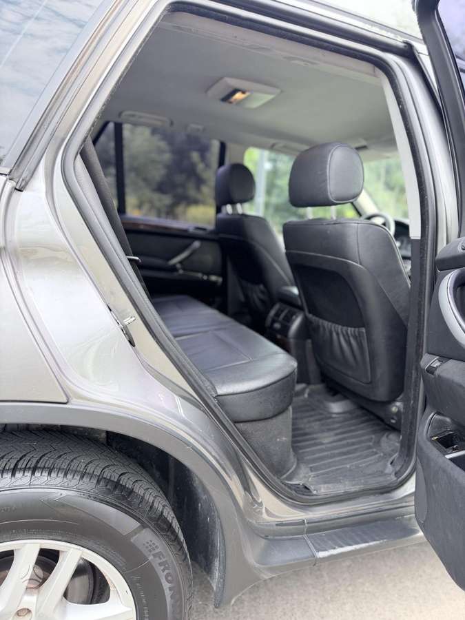 BMW X5 2005 — photo 19