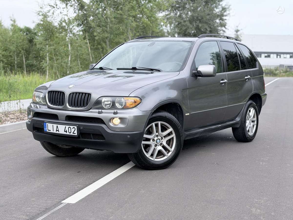 BMW X5 2005 — rear view