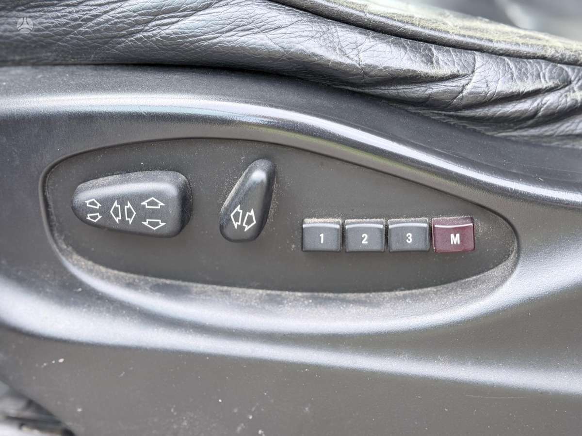BMW X5 2005 — photo 22