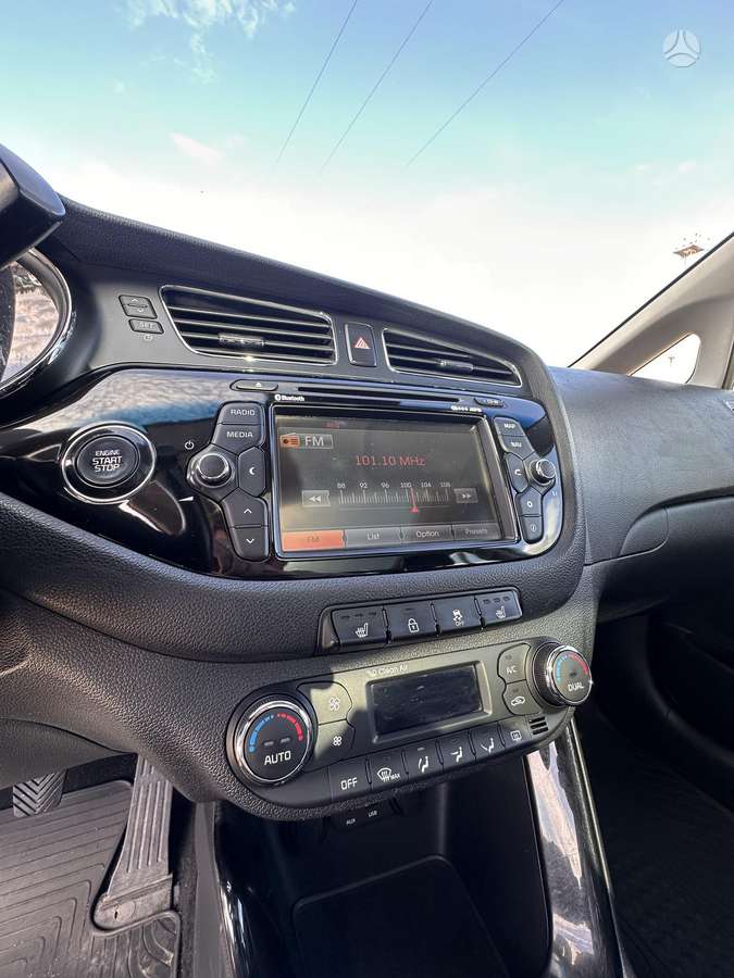 Kia Ceed 2013 — photo 18