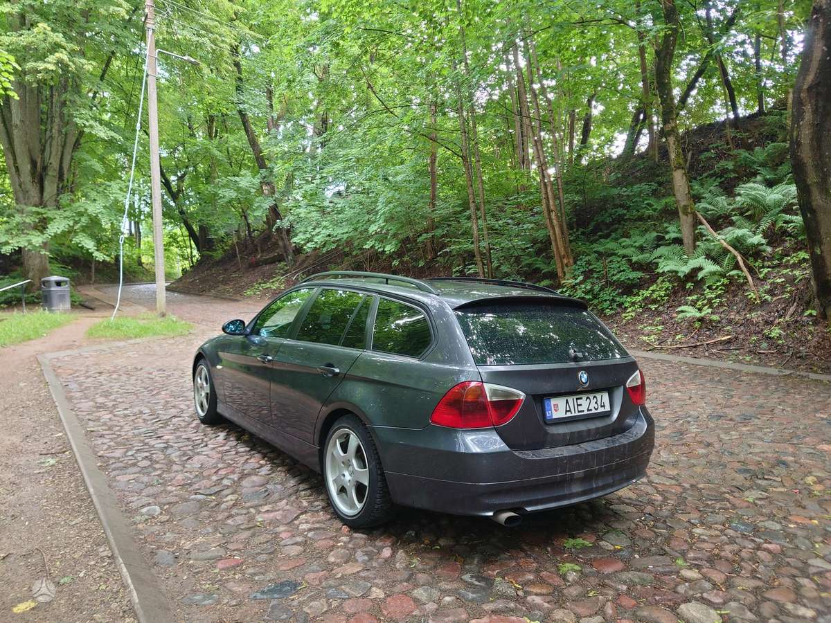 BMW 320 2006 — engine 2000 cm³, 163 HP (120kW)