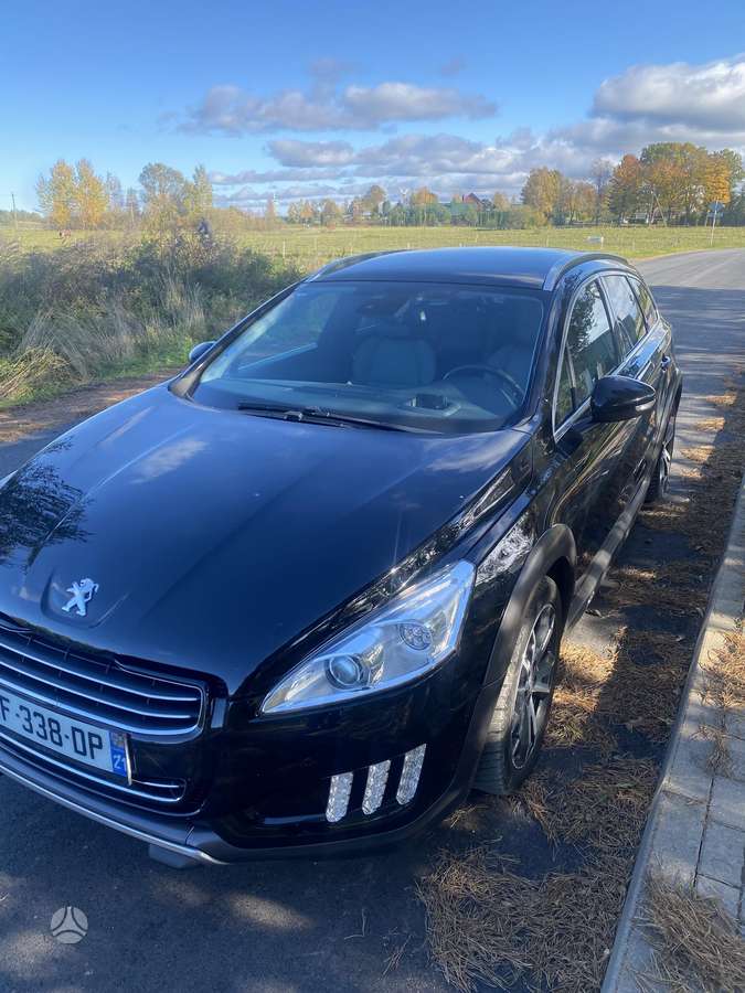 Peugeot 508 2012 — салон