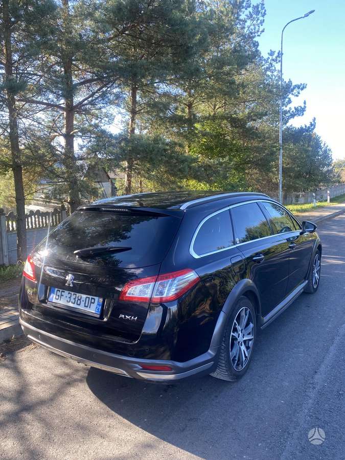 Peugeot 508 2012 — двигун 2000 cm³, 163 HP (120kW)
