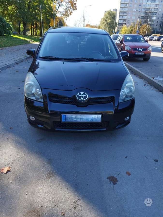 Toyota Corolla 2007 — вигляд ззаду