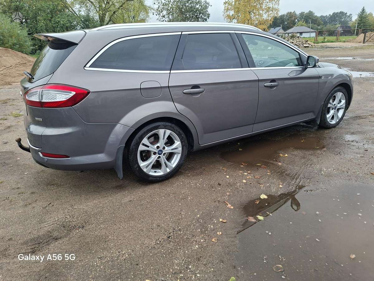 Ford Mondeo 2013 — фото 12