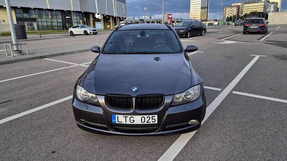 BMW 325 2007 — photo 6