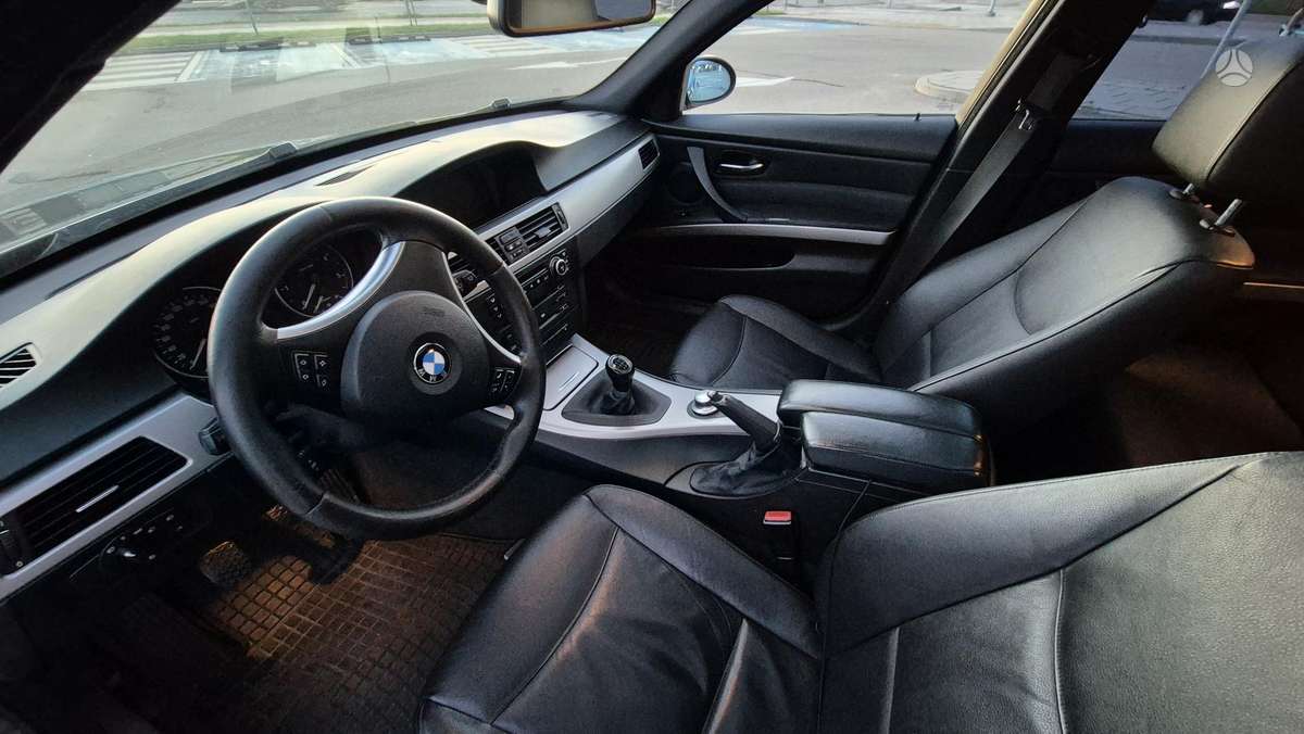 BMW 325 2007 — photo 7
