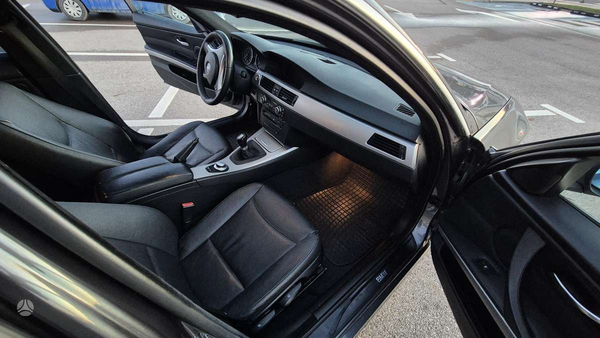 BMW 325 2007 — photo 8