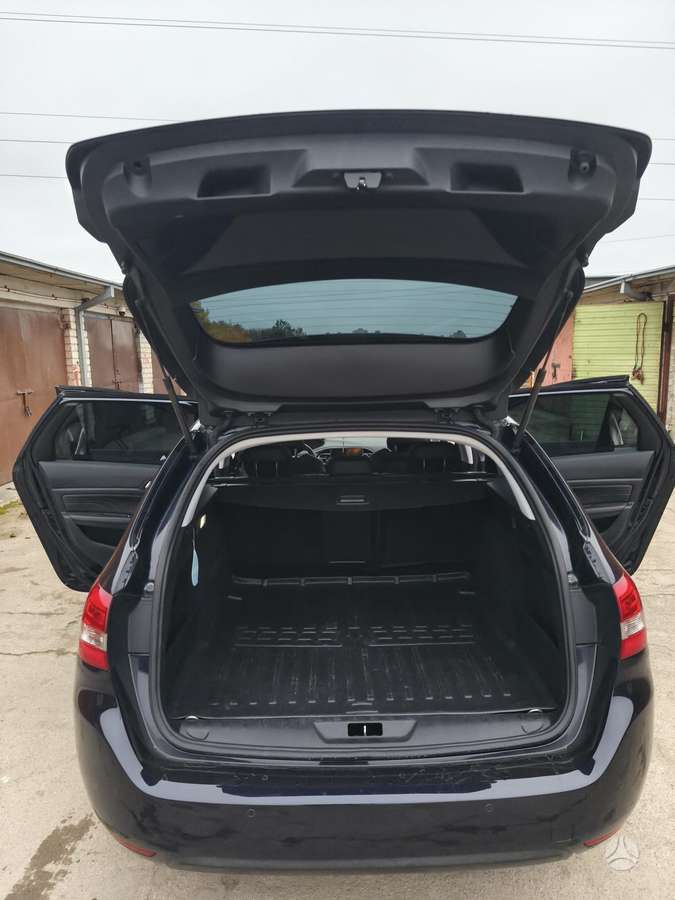 Peugeot 308 2015 — photo 15