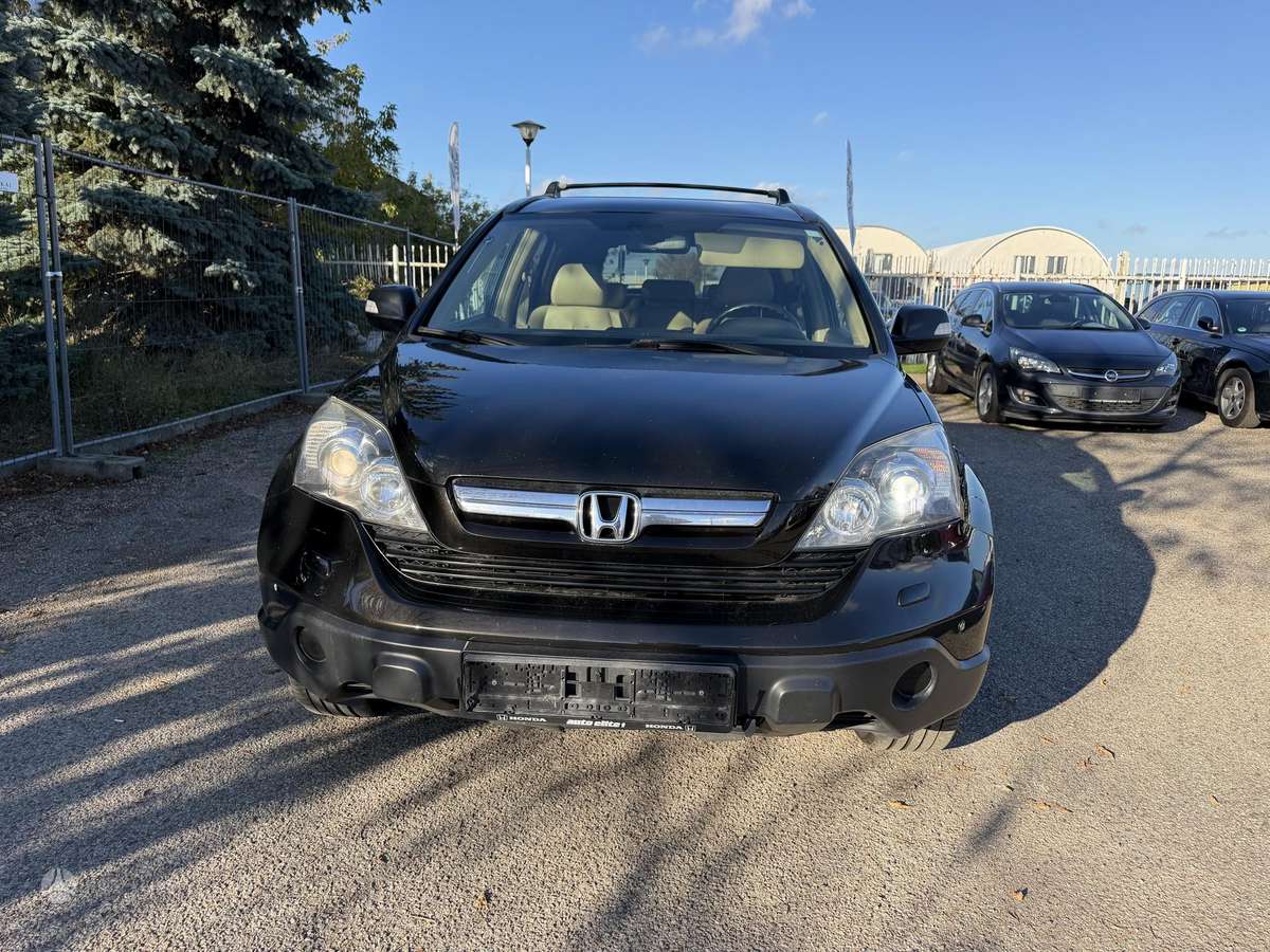 Honda CR-V 2008 — rear view